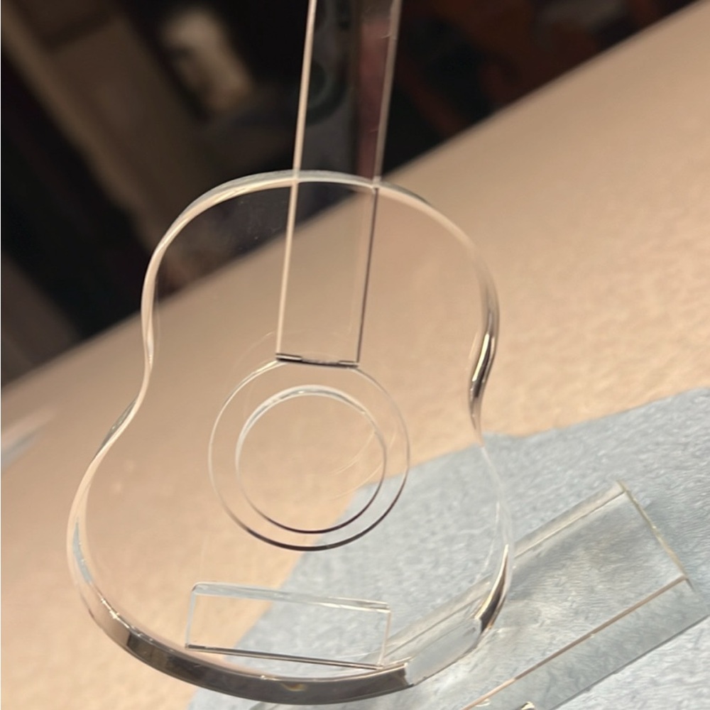 Guitar figurine 5.5” tall Oleg Cassini
